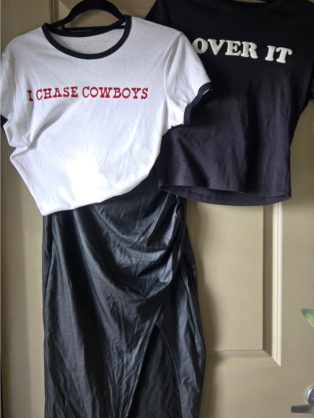 Ringer tee and skirt bundle
